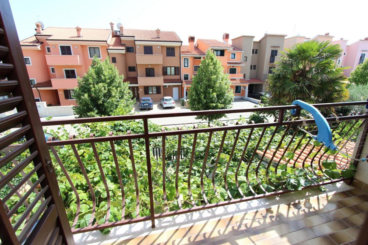 Apartments Kiwi Rovinj Exteriör bild
